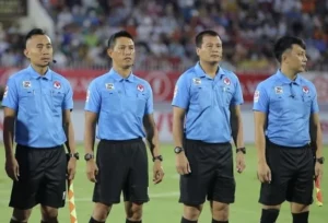 Vai Trò Và Nhiệm Vụ Cụ Thể Của Trợ Lý Trọng Tài Bóng Đá Trong Trận Đấu